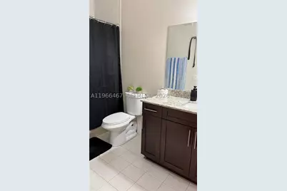 17720 NW 73rd #105, Hialeah, FL 33015 - Photo 21