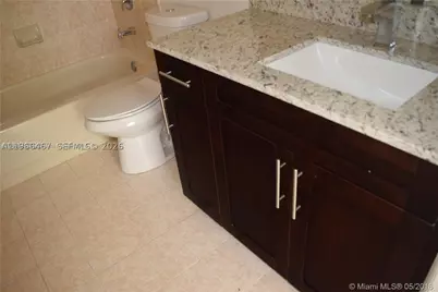 17720 NW 73rd #105, Hialeah, FL 33015 - Photo 7