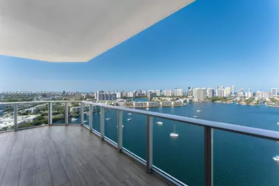 17301 Biscayne #2110, North Miami Beach, FL 33160 - Photo 9