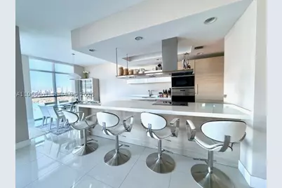17301 Biscayne #2110, North Miami Beach, FL 33160 - Photo 7