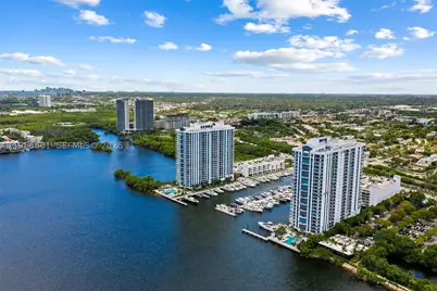 17301 Biscayne #2110, North Miami Beach, FL 33160 - Photo 27
