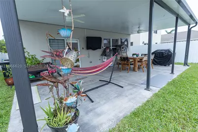 613 NE 5th, Florida City, FL 33034 - Photo 25