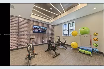 7850 Pasadena #B2, Pembroke Pines, FL 33024 - Photo 21