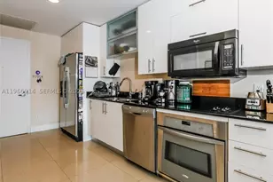60 SW 13th, Miami, FL 33130 - Photo 7