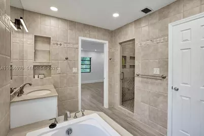 19710 NE 23rd, Miami, FL 33180 - Photo 19