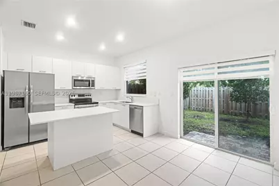12121 NW 23rd, Miami, FL 33167 - Photo 11
