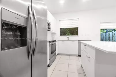 12121 NW 23rd, Miami, FL 33167 - Photo 13