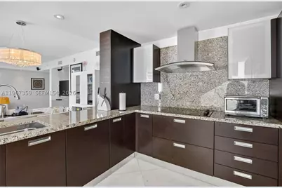 19400 Turnberry #1012, Aventura, FL 33180 - Photo 13