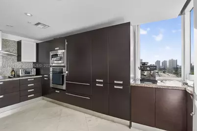 19400 Turnberry #1012, Aventura, FL 33180 - Photo 15