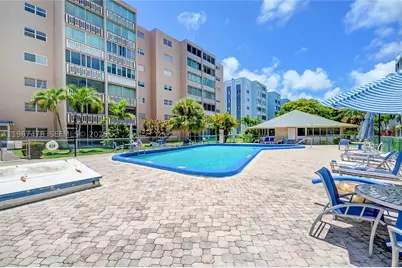 301 NE 14th #702, Hallandale, FL 33009 - Photo 7