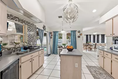 1203 SE 27th, Cape Coral, FL 33904 - Photo 5