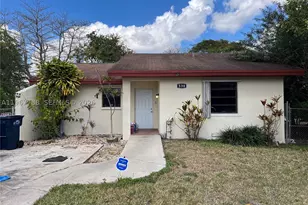 530 SW 5th, Florida City, FL 33034 - Photo 1