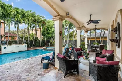 7851 NW 166th, Miami Lakes, FL 33016 - Photo 15