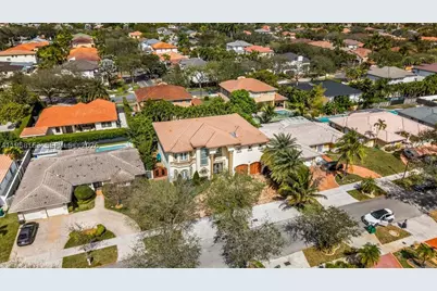 7851 NW 166th, Miami Lakes, FL 33016 - Photo 57