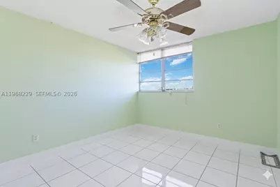8895 Fontainebleau #504, Miami, FL 33172 - Photo 11