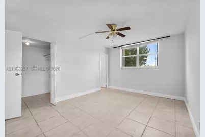 2861 Somerset #104, Lauderdale Lakes, FL 33311 - Photo 15