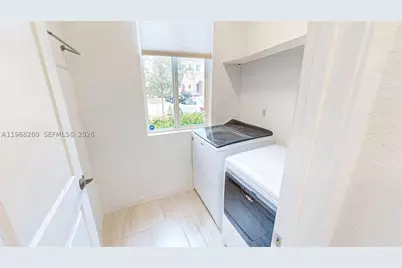 1040 SE 24th, Homestead, FL 33035 - Photo 15