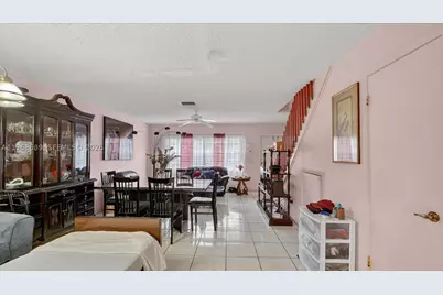 10413 NW 6th, Pembroke Pines, FL 33026 - Photo 9