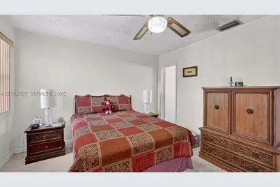 10413 NW 6th, Pembroke Pines, FL 33026 - Photo 21