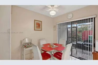 10413 NW 6th, Pembroke Pines, FL 33026 - Photo 19