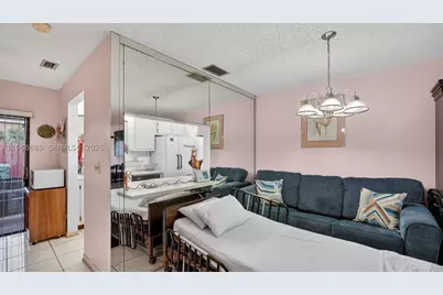10413 NW 6th, Pembroke Pines, FL 33026 - Photo 13