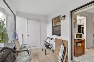 10413 NW 6th, Pembroke Pines, FL 33026 - Photo 29