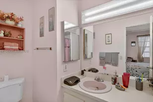 10413 NW 6th, Pembroke Pines, FL 33026 - Photo 25