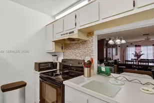 10413 NW 6th, Pembroke Pines, FL 33026 - Photo 17