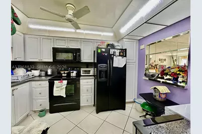 8960 S Hollybrook #109, Pembroke Pines, FL 33025 - Photo 7