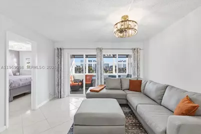 3201 NE 8th #405, Pompano Beach, FL 33062 - Photo 11