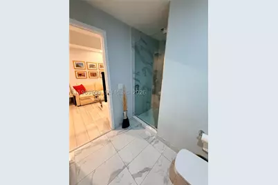 851 NE 1st #2212, Miami, FL 33132 - Photo 11