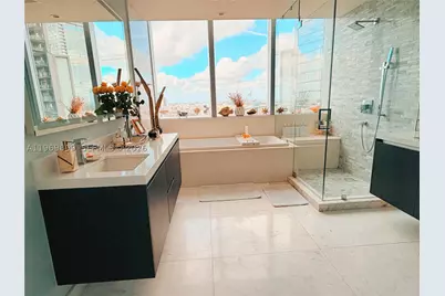 851 NE 1st #2212, Miami, FL 33132 - Photo 9