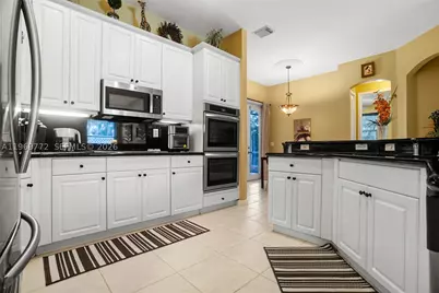 10620 NW 56th, Coral Springs, FL 33076 - Photo 5