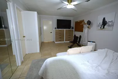 890 E 38th, Hialeah, FL 33013 - Photo 17