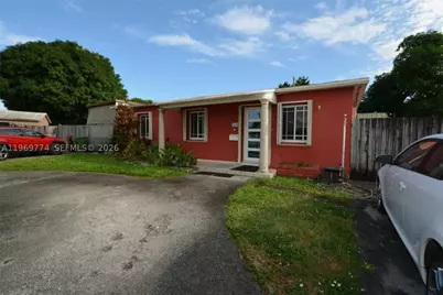 890 E 38th, Hialeah, FL 33013 - Photo 5