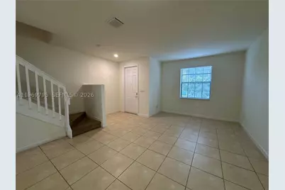 9374 W 32nd, Hialeah, FL 33018 - Photo 11