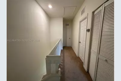9374 W 32nd, Hialeah, FL 33018 - Photo 21