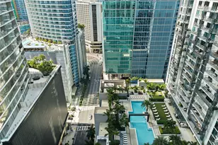 300 S Biscayne, Miami, FL 33131 - Photo 3