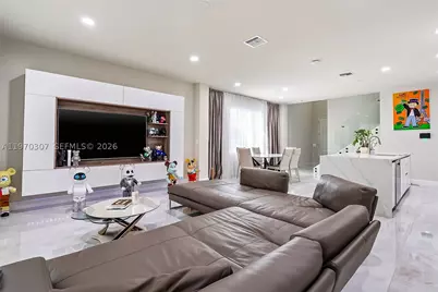 4566 Ficus, Hollywood, FL 33021 - Photo 9