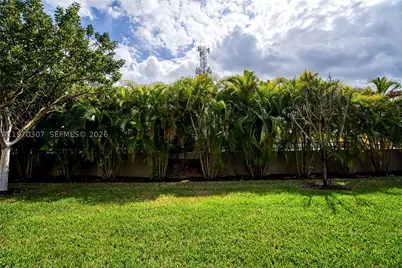 4566 Ficus, Hollywood, FL 33021 - Photo 47