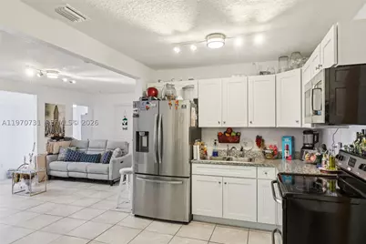 6402 NW 8th, Miami, FL 33150 - Photo 13