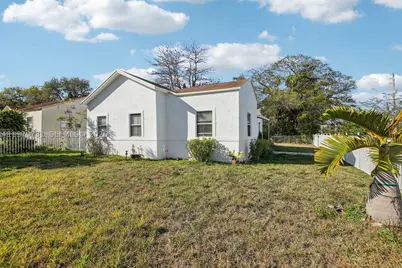 6402 NW 8th, Miami, FL 33150 - Photo 25