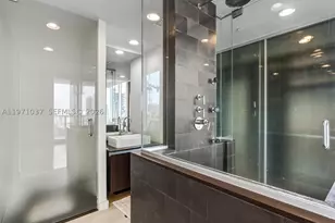 1040 Biscayne, Miami, FL 33132 - Photo 25