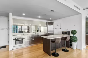 1040 Biscayne, Miami, FL 33132 - Photo 5