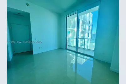 300 S Biscayne #PH-3907, Miami, FL 33131 - Photo 9