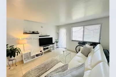 301 Golden Isles #114, Hallandale Beach, FL 33009 - Photo 7