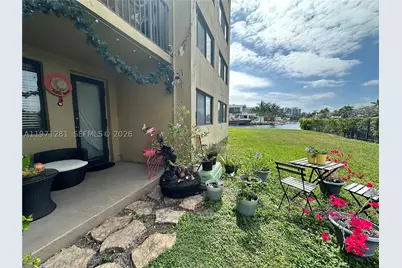 301 Golden Isles #114, Hallandale Beach, FL 33009 - Photo 17