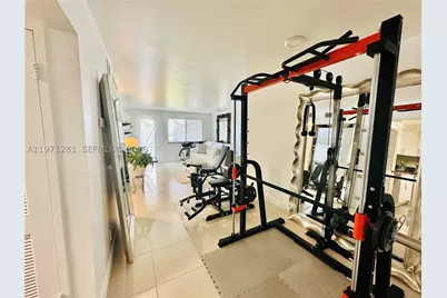301 Golden Isles #114, Hallandale Beach, FL 33009 - Photo 29