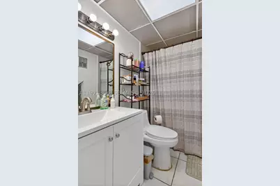 9678 Fontainebleau #410, Miami, FL 33172 - Photo 19