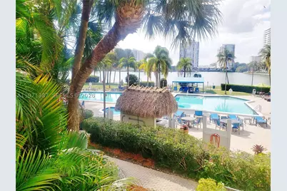 18151 NE 31st #906, Aventura, FL 33160 - Photo 3